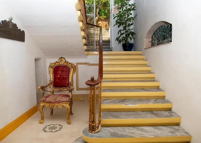 Casa Rocca PiccolaBed and Breakfast